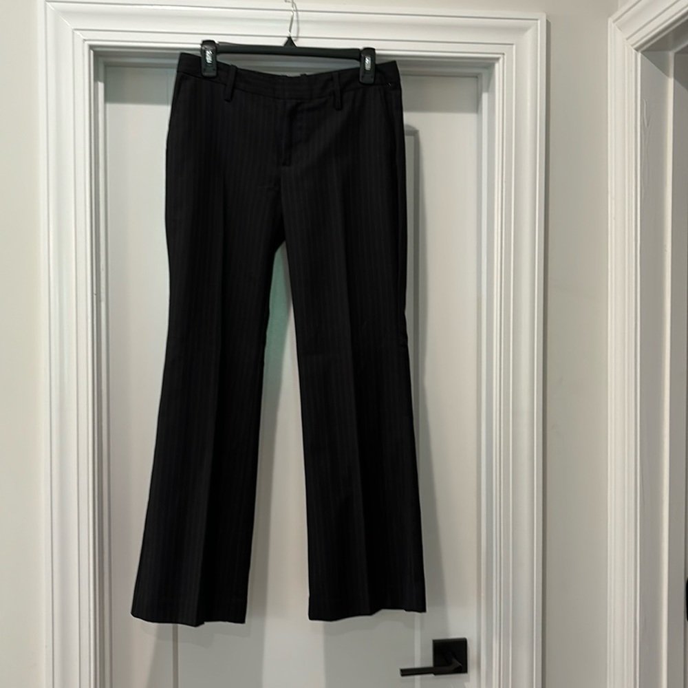 GAP women’s pants size 4 ankle